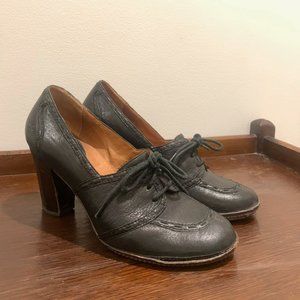 VINTAGE FRYE "ADRIENNE" HIGH HEEL OXFORDS